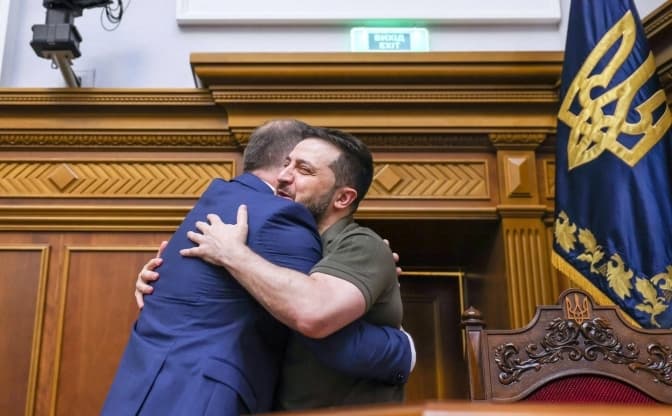 «Єдність України і Польщі не порушать ні агенти, ні журі Євробачення», – Зеленський