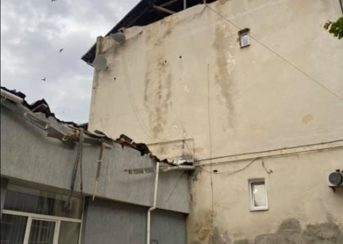 У Львові на вулиці Степанівни обвалилася стіна житлового будинку