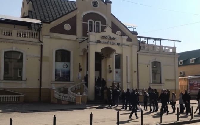 У Львові відновить роботу візовий центр Канади