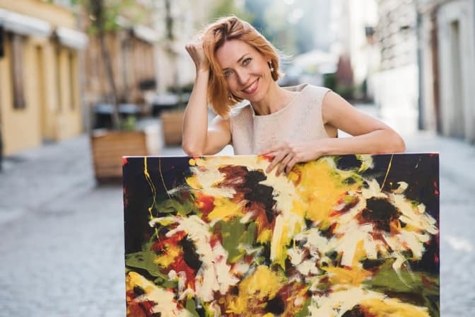 Не слухати, що кажуть інші. Історія львів’янки, яка удочерила дитину і змінила професію