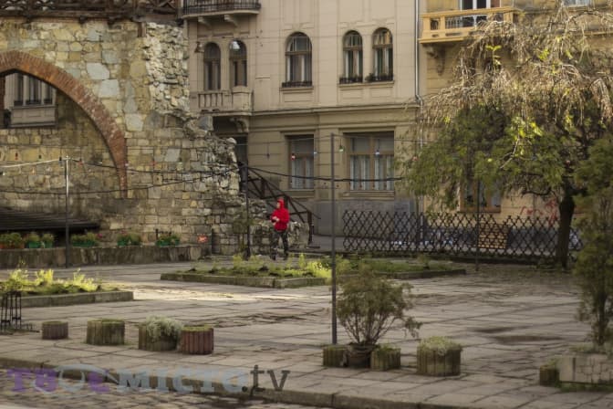 Єврейський Львів. Частина друга: газета, мезузи й боротьба за воду