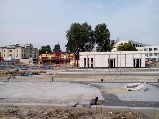 Львівавтодор планує викупити будівлю вбиральні на площі Двірцевій