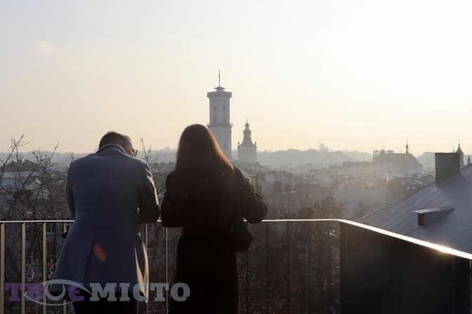 Арешт водія маршрутки та обмеження проїзду у приміському транспорті. Головне за добу