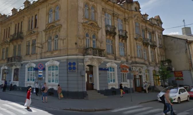 На вулиці Зеленій у Львові завершили реставрацію старовинних балконів. Фото