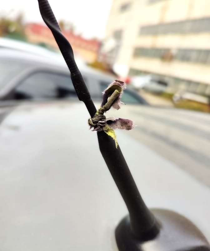 Вузлик на антені нагадав про події Революції Гідності