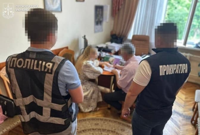 Посадовців львівського університету звинувачують у зловживанні на понад 1,2 млн грн