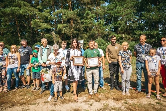 У «Домажирі» зібрали разом понад 100 людей із прізвищем Ведмідь та встановили національний рекорд