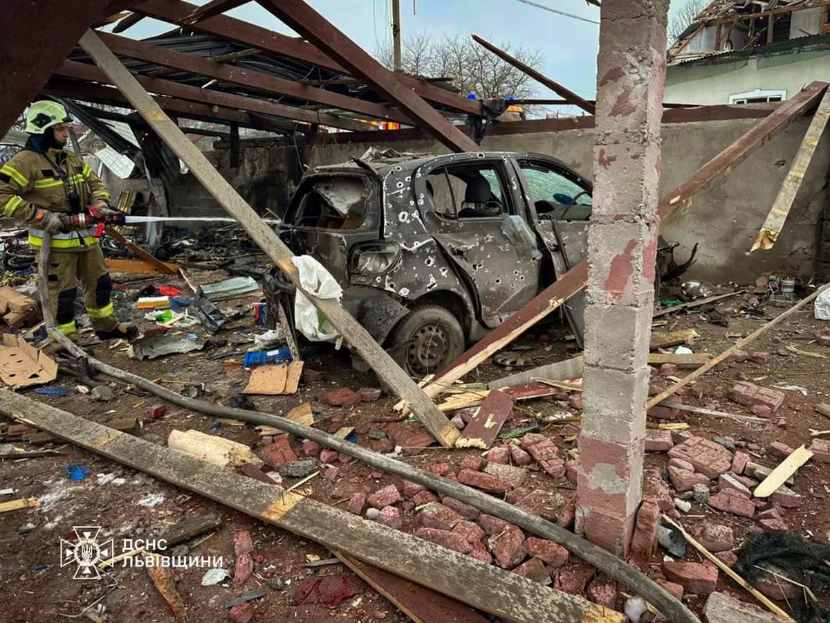 Удар по Львівщині у ніч на 6 лютого, у Львові хочуть створити нову лікарню та як Дрогобицька солеварня змінить статус. Ключове за 7 лютого