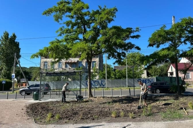 На місці незаконної багатоповерхівки на Личаківській облаштовують громадський простір