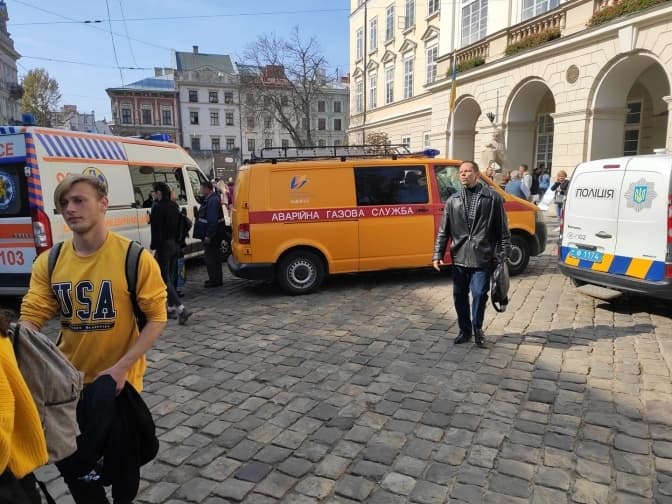 Під час ремонту будівлі Львівської міської ради знайшли вибухівку часів Другої світової війни