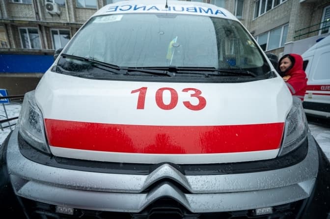 Чому «швидка» не приїжджає на усі виклики львів’ян та польський кордон частково розблокують. Підсумки доби