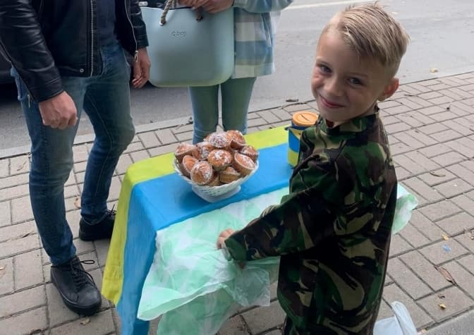 6-річний львів’янин зібрав 12 тисяч гривень для ЗСУ