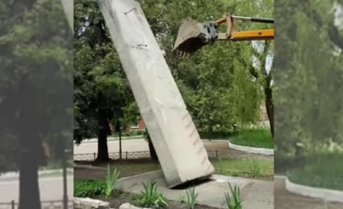 На Львівщині демонтували пам'ятник герою радянського союзу