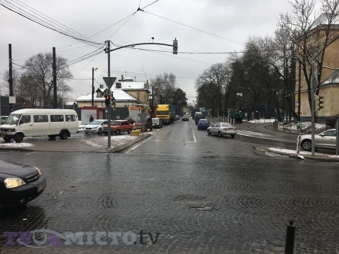 Які зміни чекають на Личаківський район та смерть курсанта в Університеті внутрішніх справ. Підсумки доби