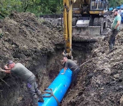 Біля Львова оновлюють водогін: де та коли не буде води