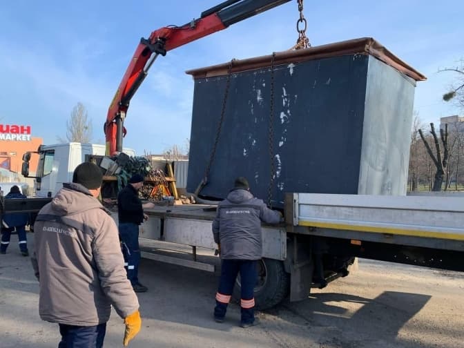 Київ продовжує демонтаж МАФів. Кіоски знесли ще на шести вулицях