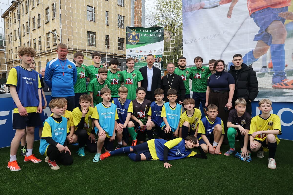 Андрій Шевченко відкрив у Львові футбольні мініполя / фото ЛМР