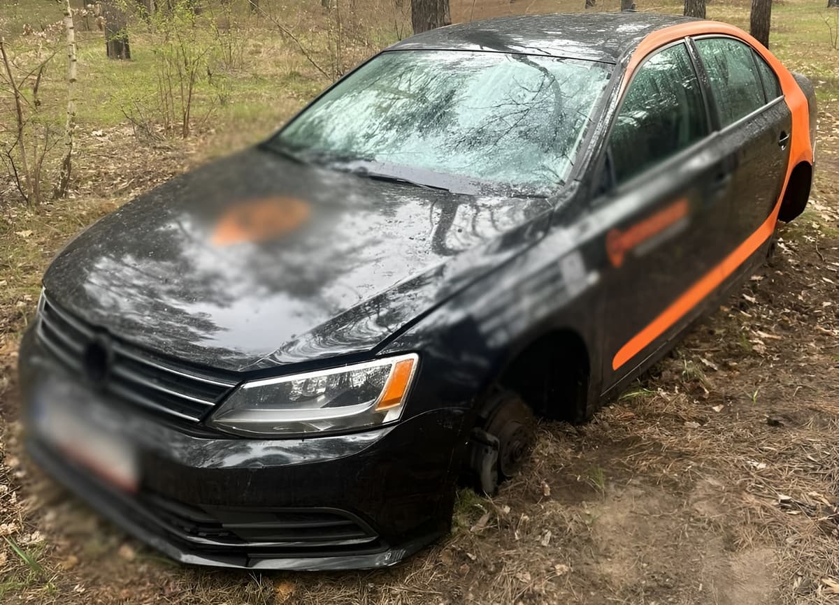 На Троєщині студенти викрали орендований Volkswagen та розібрали його на запчастини