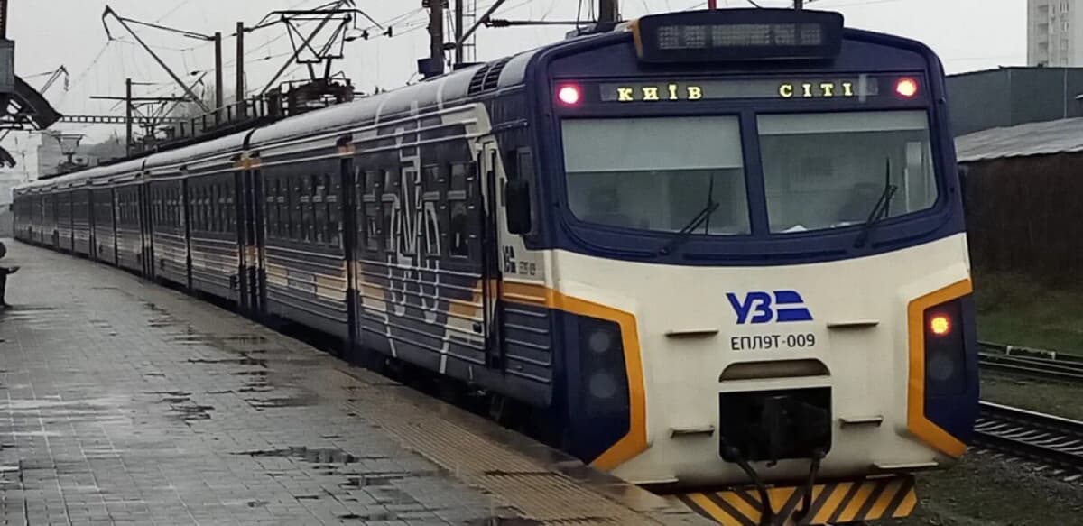 У Києві змінять графік та маршрути міської електрички: деталі