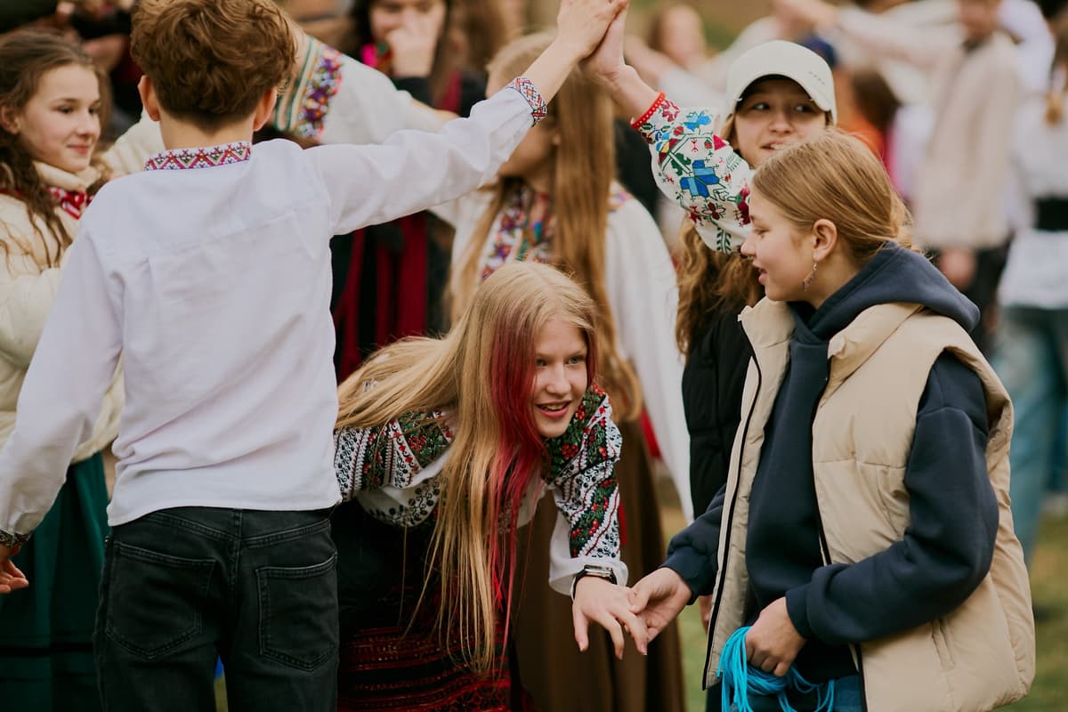 Львів у ритмі гаївок: як містяни святкували Великдень у Шевченківському гаю