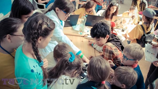 Віртуальна реальність, книги та щасливі діти. Фоторепортаж з Дитячого Форуму у Львові