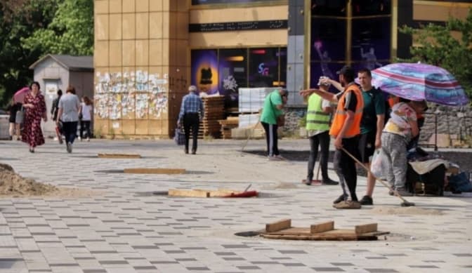 Урбаністи розкритикували реконструкцію території біля метро «Героїв Дніпра» в Києві