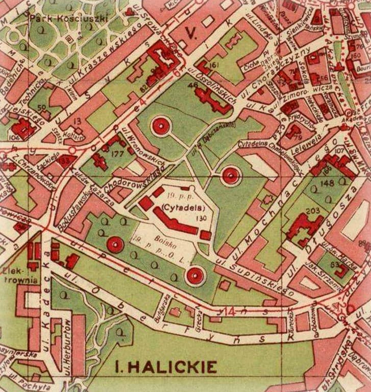 4. План Львова 1929 р. Фрагмент. Зафіксовано відкритість території Цитаделі. Приватна збірка.