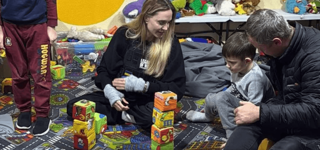 Анджеліна Джолі відвідала Херсон – ЗМІ