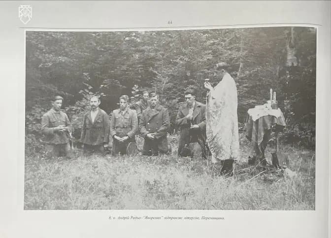 Як українці святкували Великдень під час воєн, коли з’явилася гаївкова традиція у Львові та куди звертатися жінкам, яких внесли до реєстру. Ключове за 12 квітня