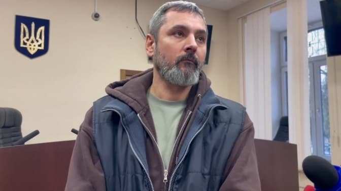 Суд продовжив ще на два місяці арешт режисеру Андрію Білоусу, якого звинувачують у сексуальному насильстві