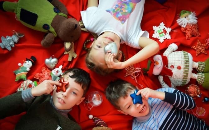 Дитині потрібні не подарунки. Гайд правильної допомоги на Миколая