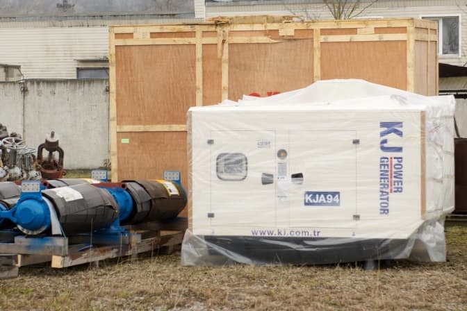 Київщина отримала 90 тонн енергетичного обладнання з шести країн