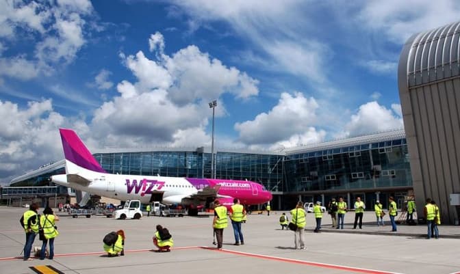 Наступного тижня зі Львова відкриють 7 нових авіарейсів. Перелік, розклад