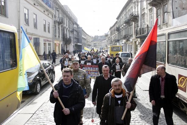 Фото дня у Львові: урочиста хода пам’яті воїнів-афганців