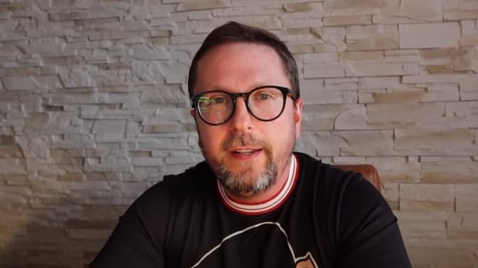 Анатолій Шарій