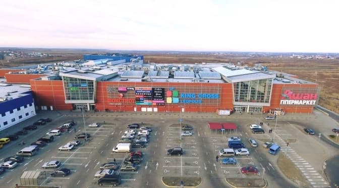 Частина магазинів в King Cross Leopolis в Сокільниках працює у червоній зоні попри заборону