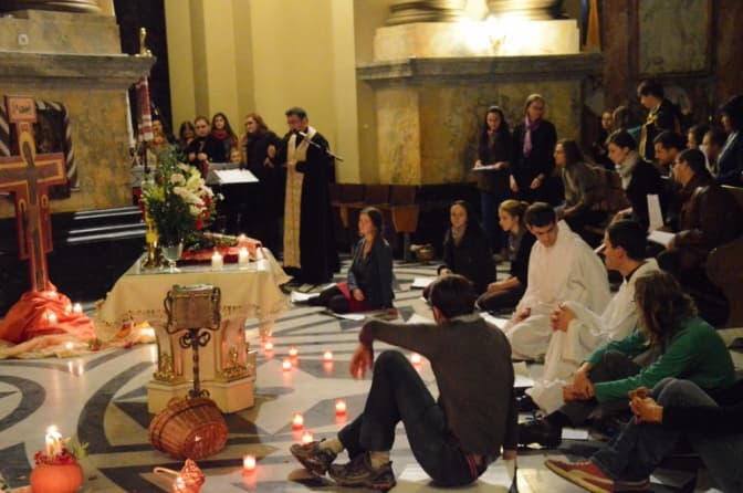 Львівську молодь запрошують на театралізовану Хресну дорогу миру у стилі Тезе