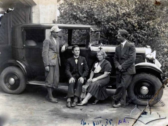 Автомобільні історії «гонорового вуйка Львова»