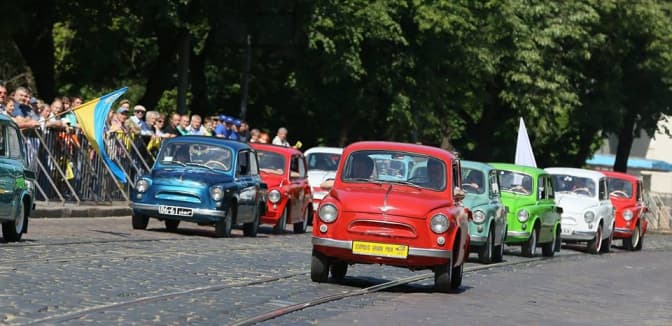 Сьогодні у центрі Львова призупинять рух транспорту: деталі