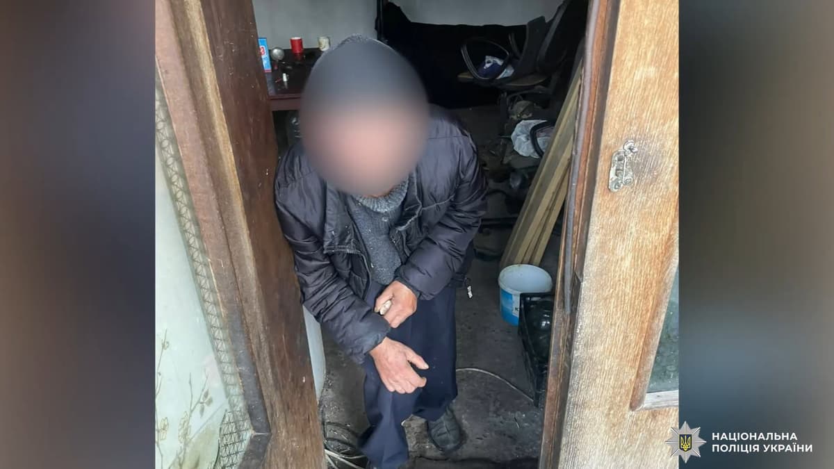 На Львівщині чоловіка понад 20 років тримали у трудовому рабстві 