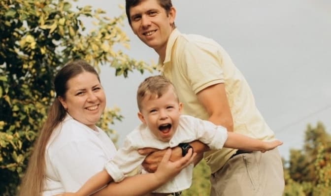 Львівські школи та садки зібрали понад 2 млн грн на лікування 3-річного Марка Гладиша