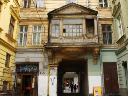 У Львові відреставрують 17 балконів