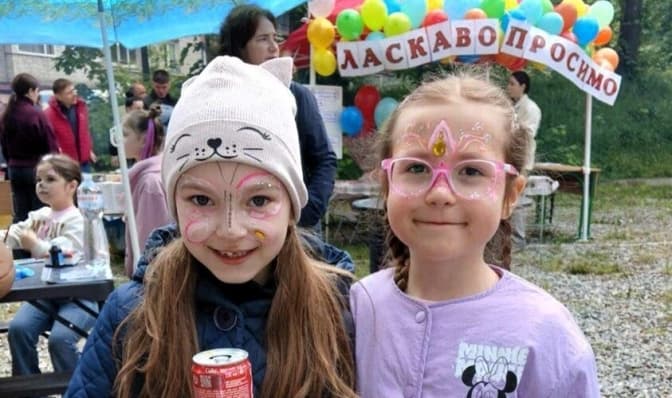 Один із львівських ліцеїв зібрав понад мільйон гривень на дрони для ЗСУ