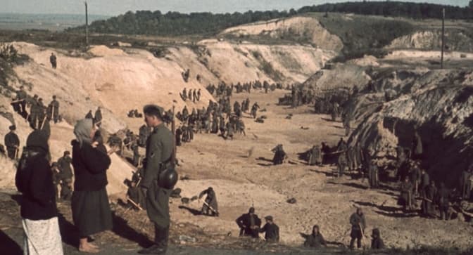 Сьогодні в Україні вшановують пам'ять жертв Бабиного Яру