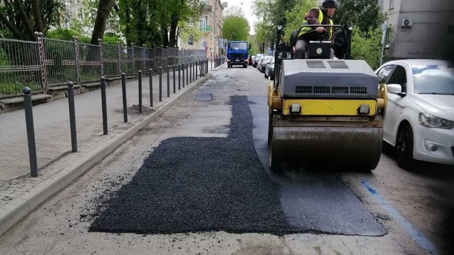 Вулиця Юрія Руфа під час ремонту / фото: ЛМР