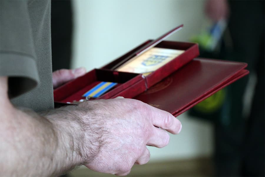 Сини отримали нагороди замість батьків. У Львові відзначили загиблих Героїв