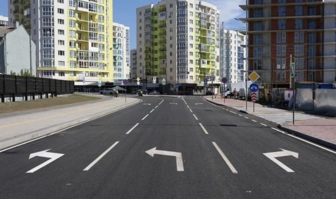 На яких вулицях Львова оновили дорожню розмітку: перелік