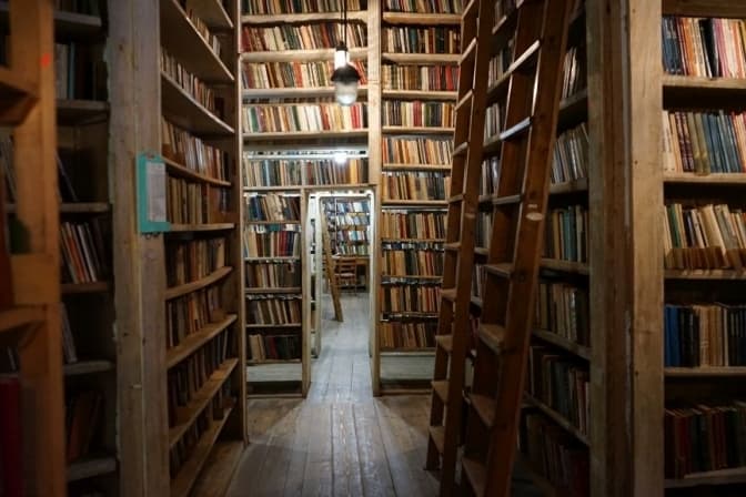 У Львові в бібліотеці Стефаника створили унікальні читальні зали