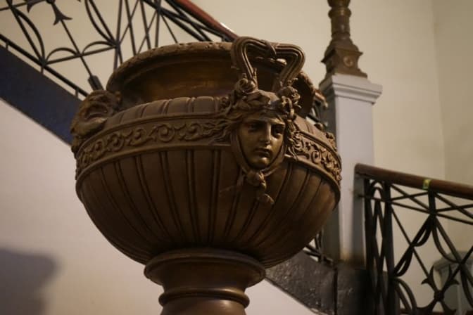 Які секрети приховує Львівська бібліотека Стефаника. Фоторепортаж