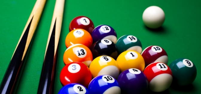 Дітей у Львові безкоштовно вчитимуть грати більярд